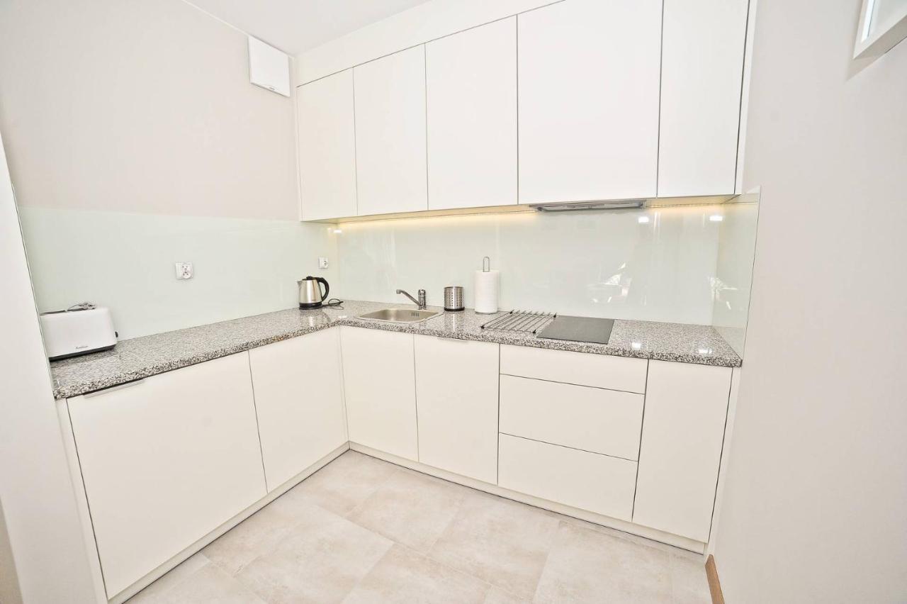 סופוט Deluxe Modern Apartment Victoria Residence By Grand Apartments מראה חיצוני תמונה